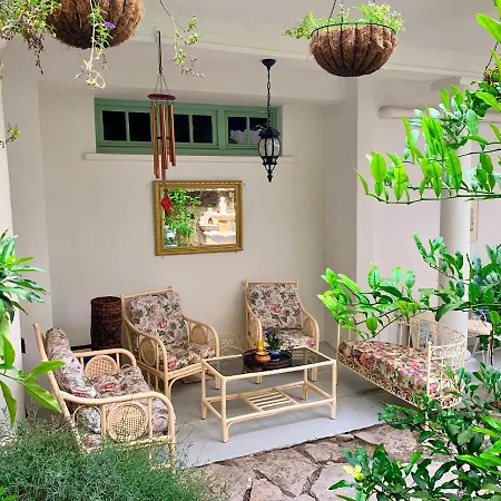 Rosa Bed & Breakfast Beziers