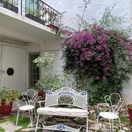 Rosa Bed & Breakfast