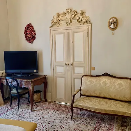 Rosa Nocleg ze śniadaniem Béziers