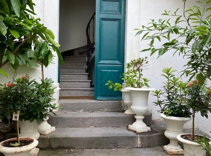 Rosa Bed & Breakfast 3*